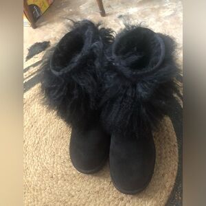 Gorgeous UGG Black Mongolian Fur-Lined Boots-10 mint!